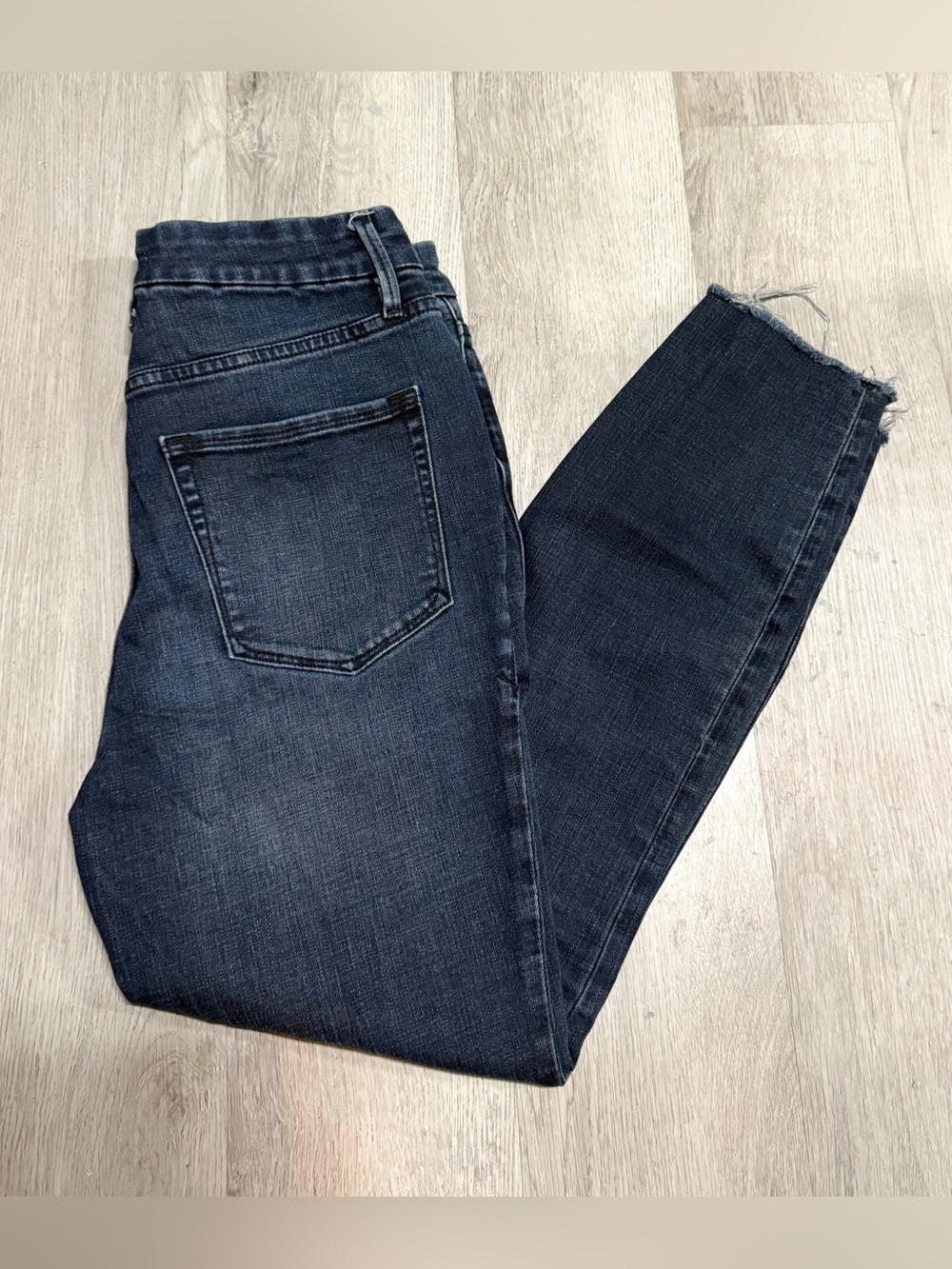 •GOOD AMERICAN• HIGH RISE SKINNY JEANS